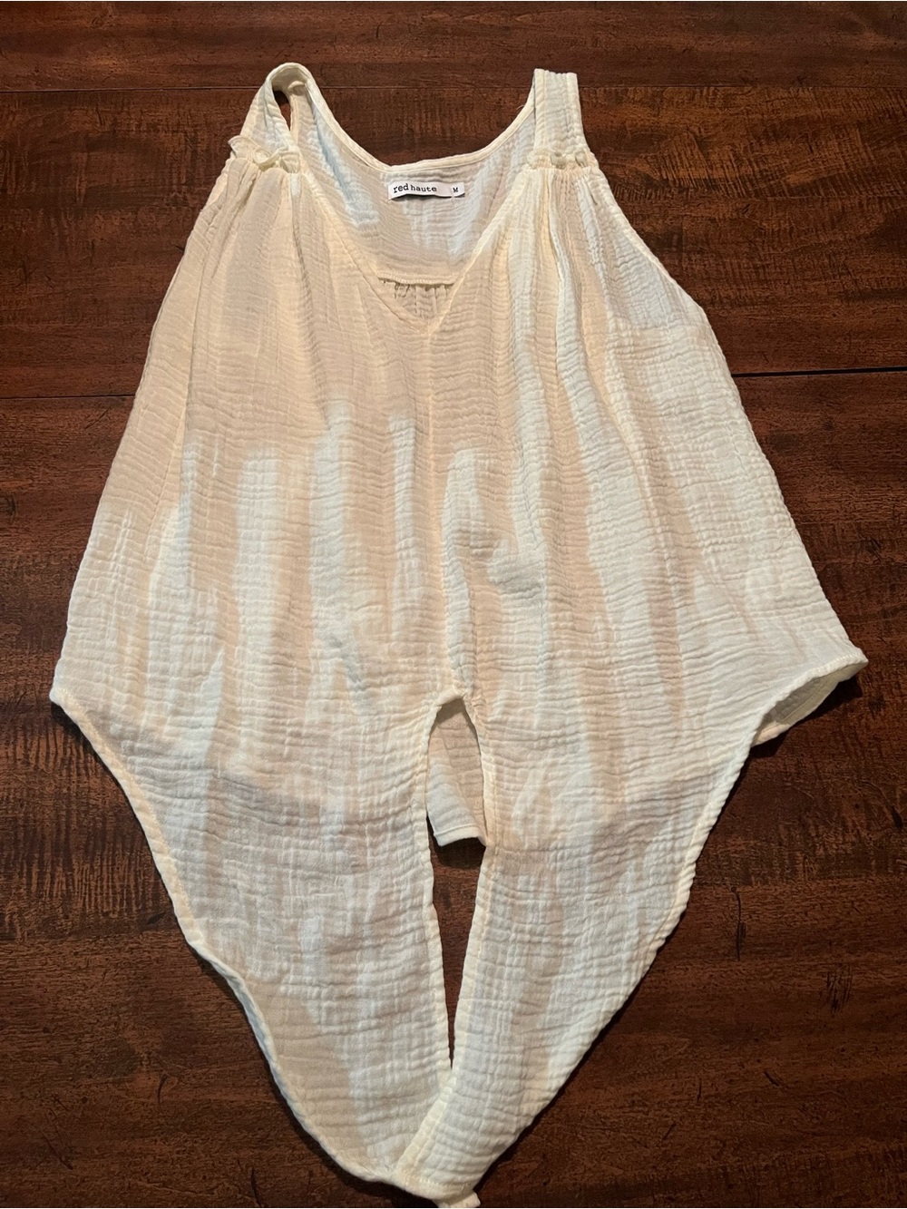 Red Haute Womens Gauze Top Cream
Crinkle Tie Front Boho Coastal Sleeveless Med